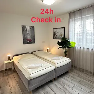 https://private-studio-mit-eigene-kuche-und-bad.nuremberg-hotels.org